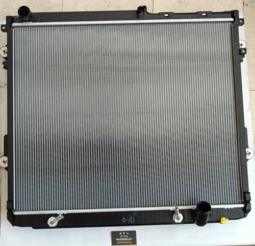 1640051041 SU RADYATÖRÜ LAND CRUİSER V8